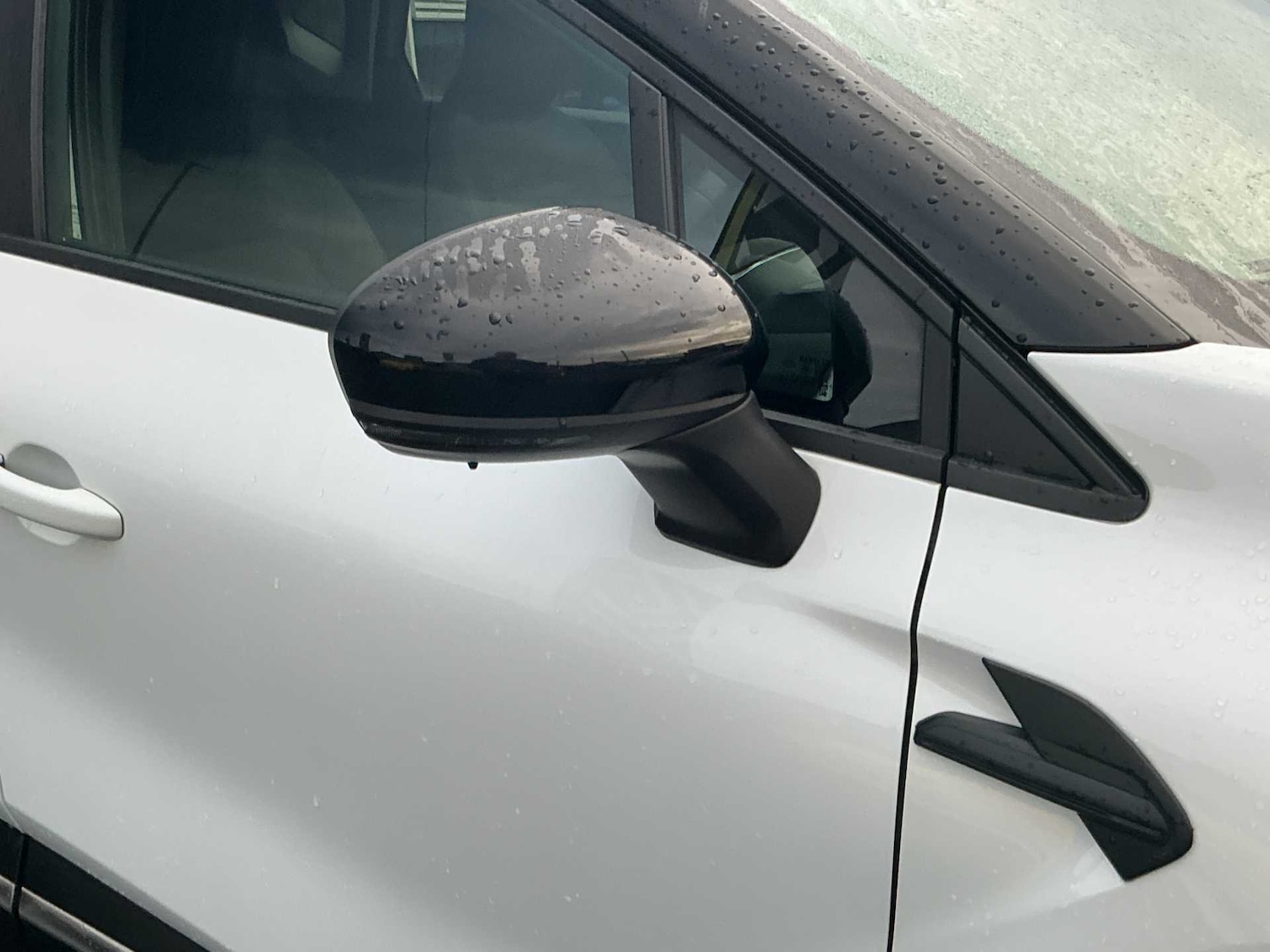 Used Renault Captur 2020 for sale - 76864032: Photo 30