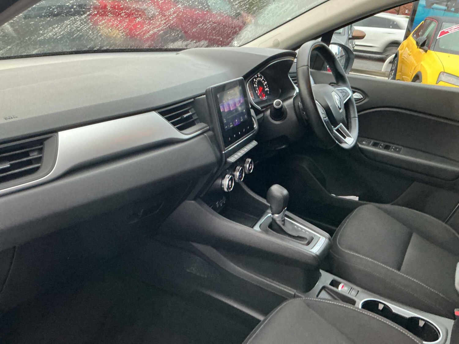 Used Renault Captur 2020 for sale - 76864032: Photo 7