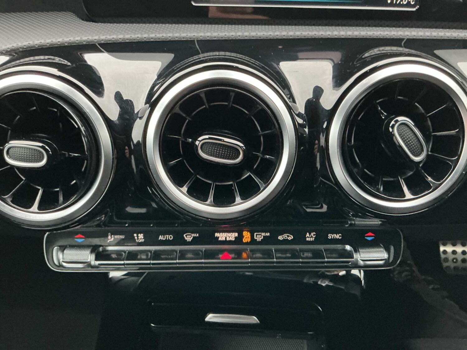 Used Mercedes-Benz A-Class 2020 for sale - 76918984: Photo 11