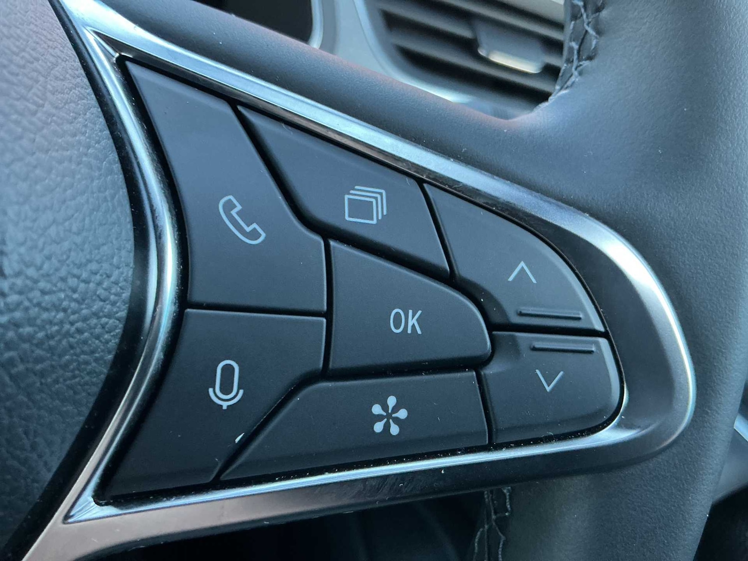 Used Renault Captur 2025 for sale - 77001894: Photo 24