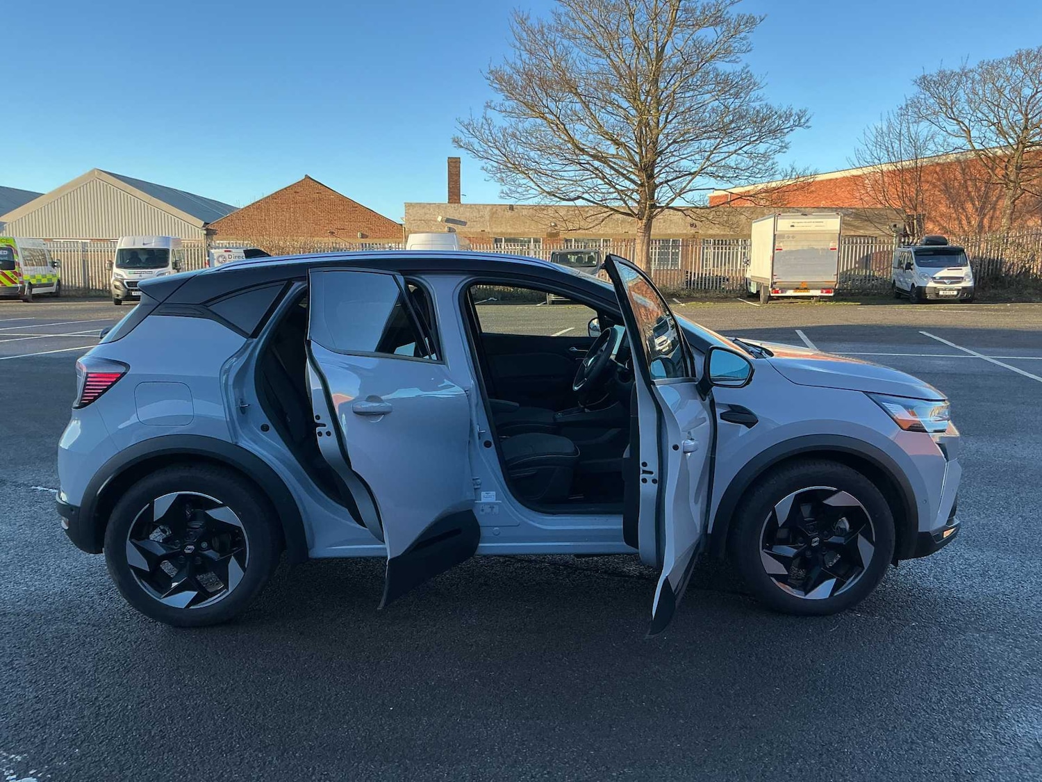 Used Renault Captur 2025 for sale - 77001894: Photo 32