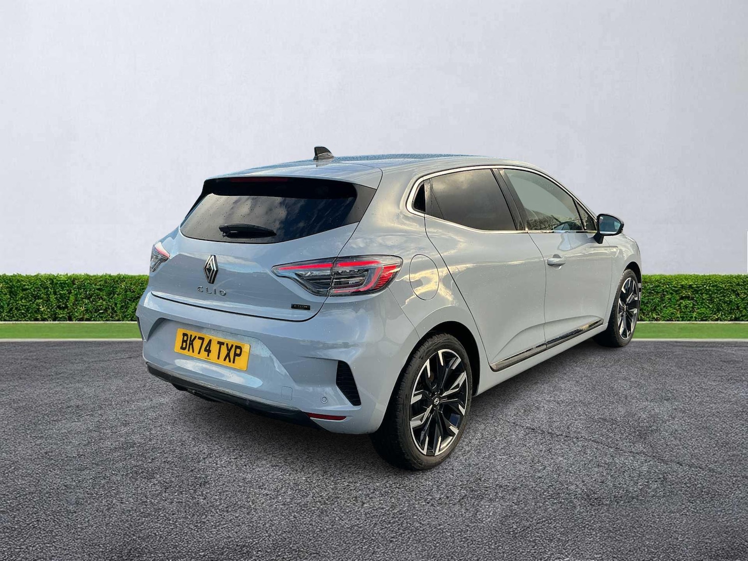 Used Renault Clio 2024 for sale - 76970012: Photo 17