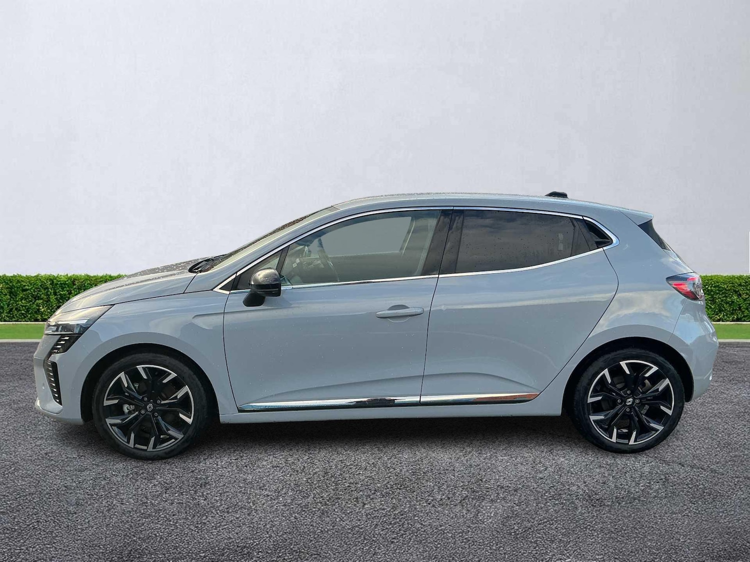 Used Renault Clio 2024 for sale - 76970012: Photo 18