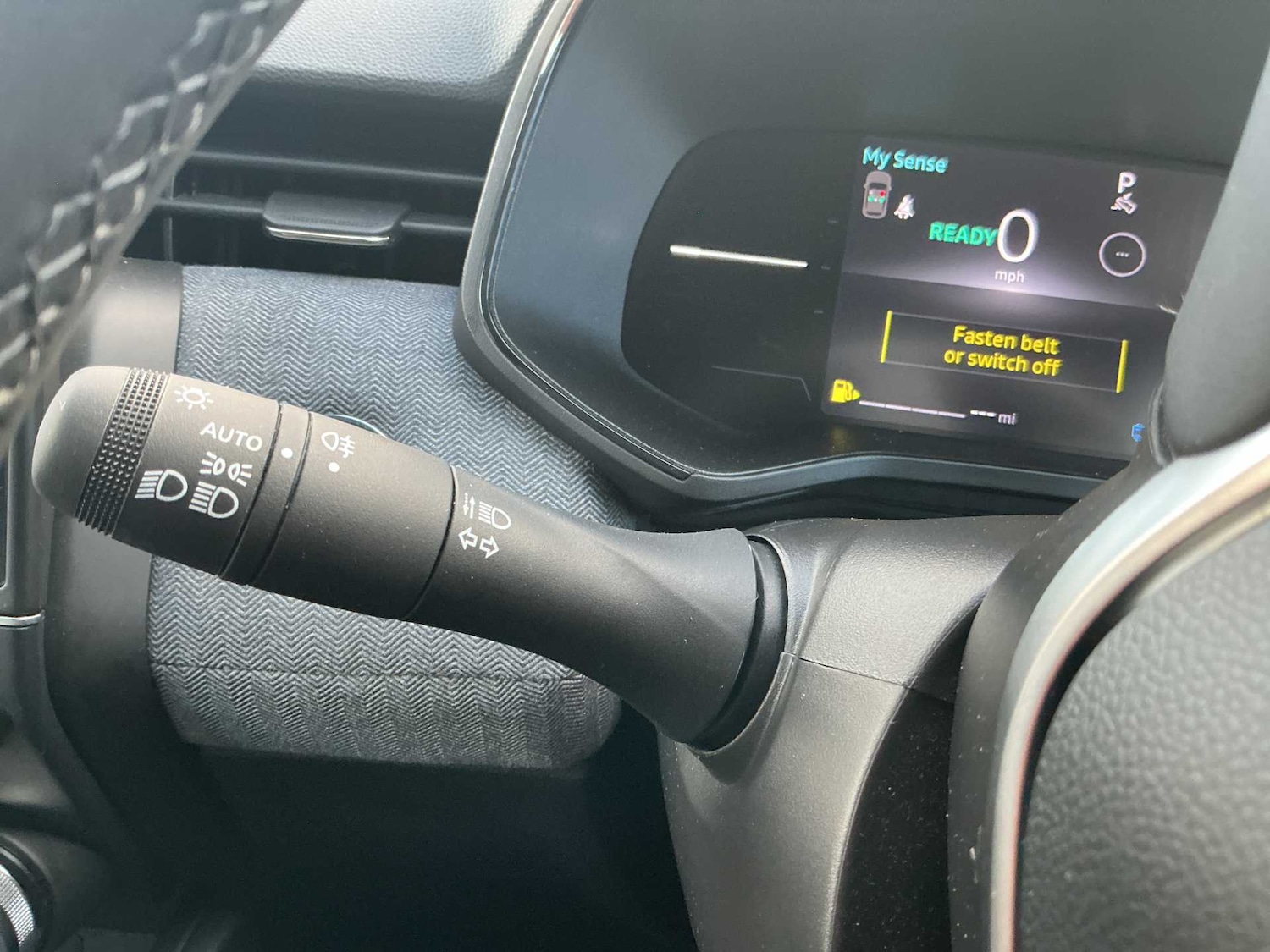 Used Renault Clio 2024 for sale - 76970012: Photo 25