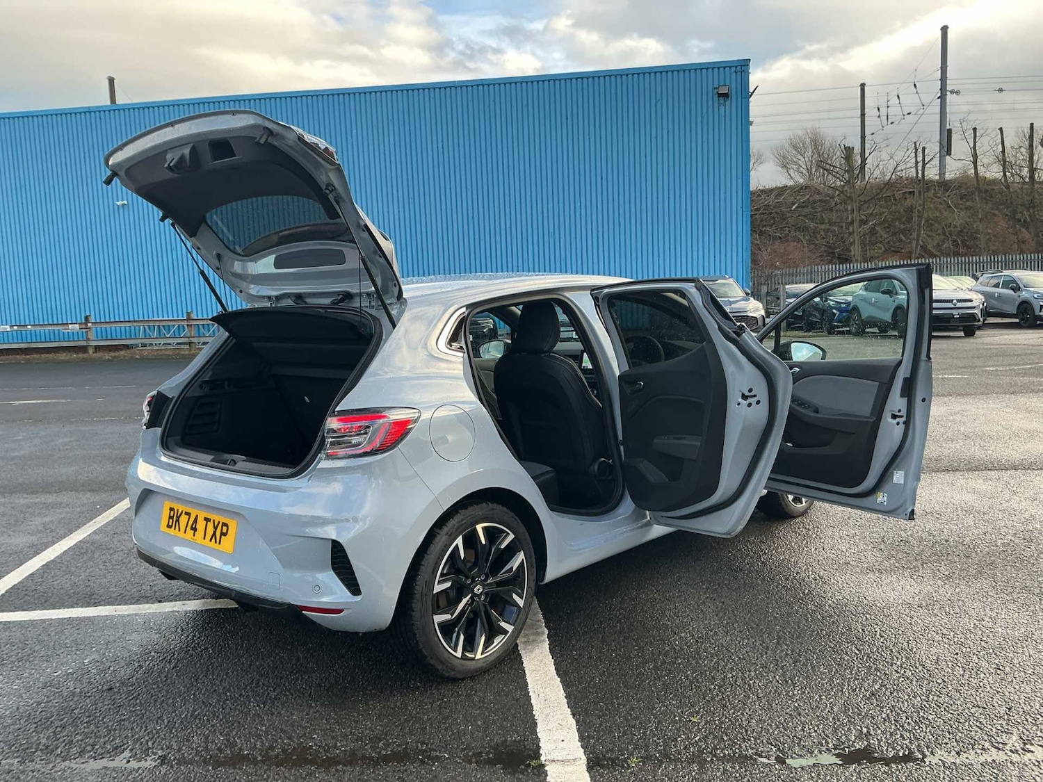 Used Renault Clio 2024 for sale - 76970012: Photo 32