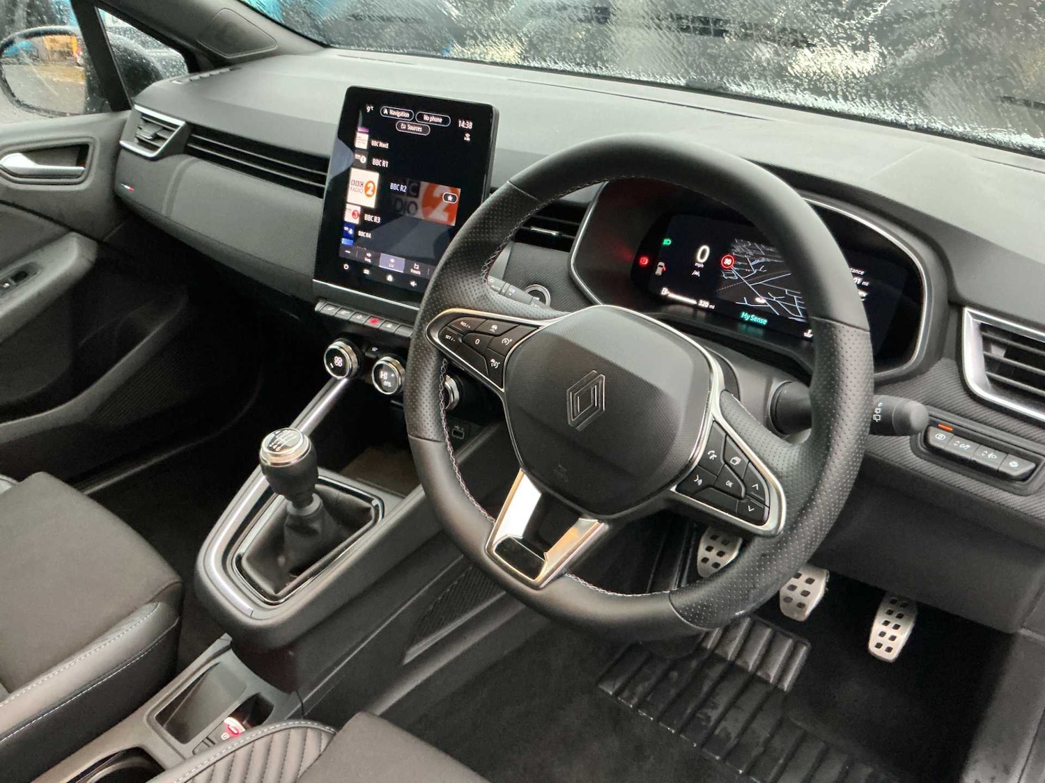 Used Renault Clio 2025 for sale - 76951227: Photo 14