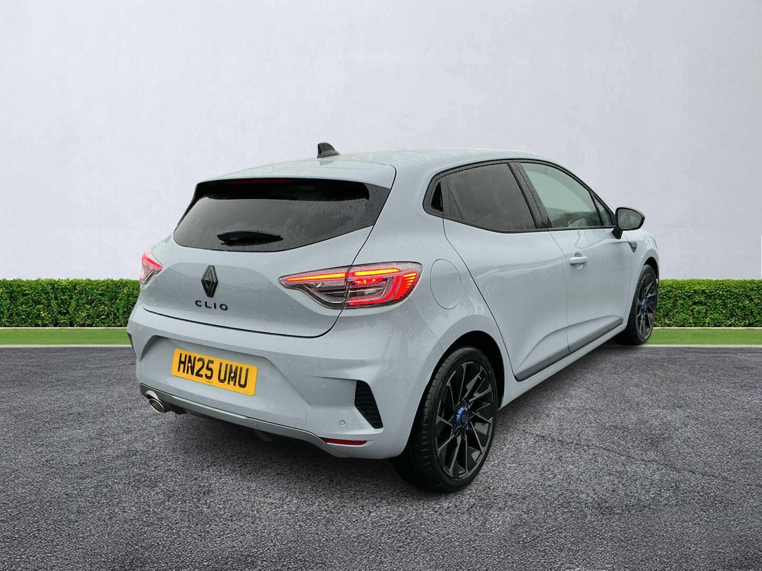 Used Renault Clio 2025 for sale - 76951227: Photo 17