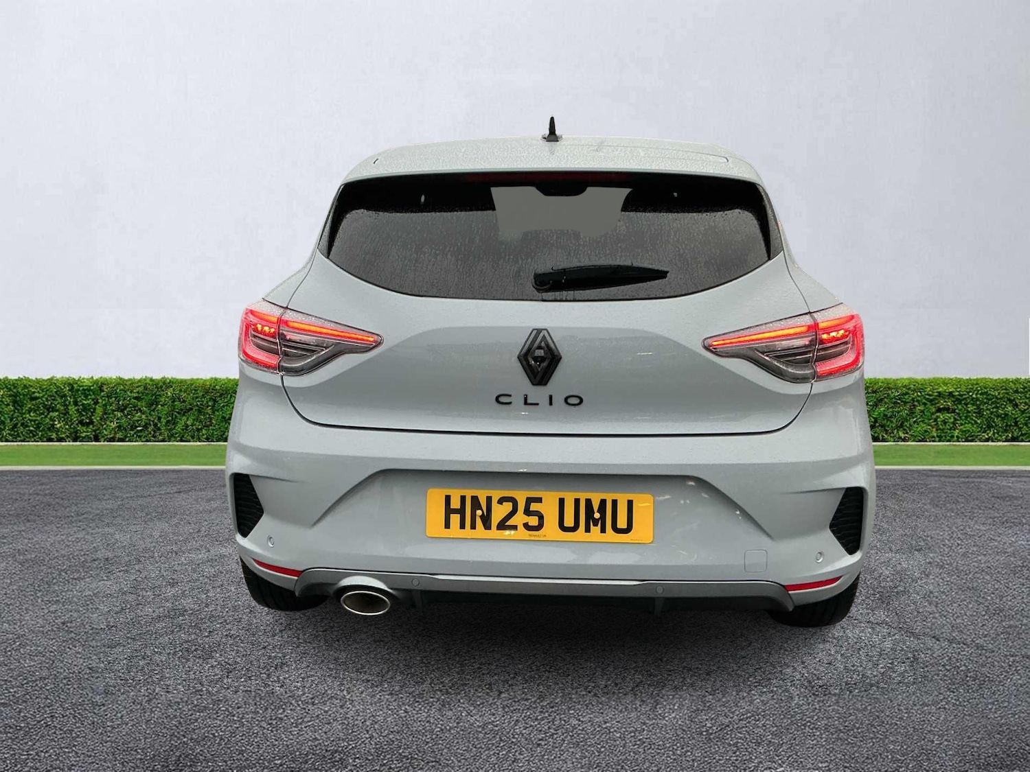 Used Renault Clio 2025 for sale - 76951227: Photo 4