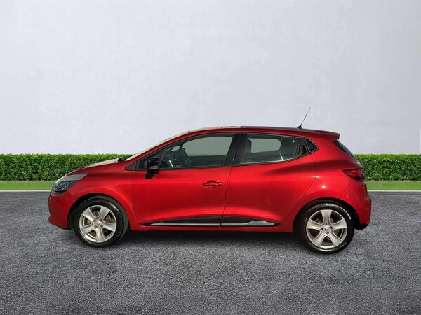 Used Renault Clio 2015 for sale - 76206104: Photo 18