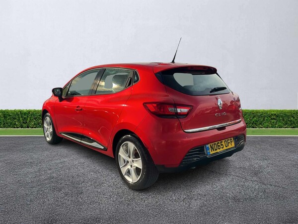Used Renault Clio 2015 for sale - 76206104: Photo 2