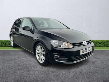 Volkswagen - Golf
