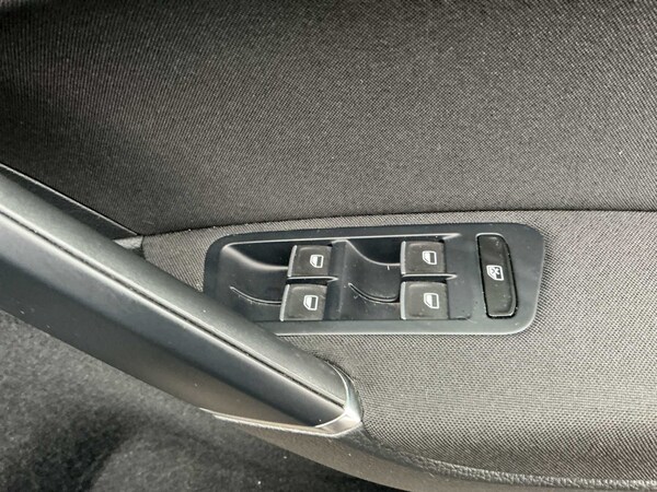 Used Volkswagen Golf 2013 for sale - 76288634: Photo 20
