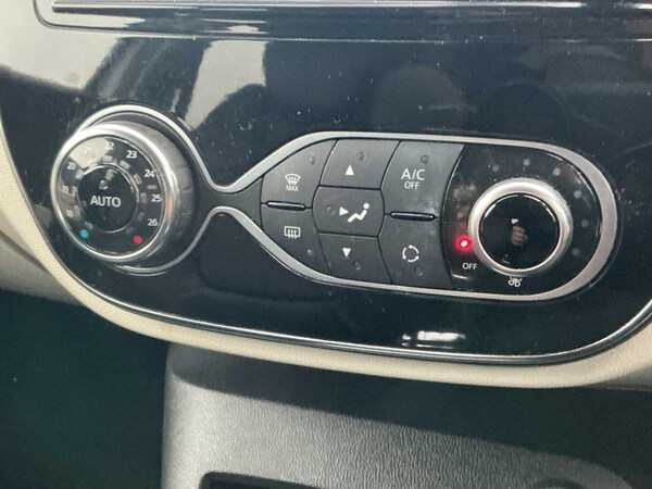 Used Renault Captur 2018 for sale - 76293132: Photo 11