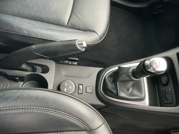 Used Renault Captur 2018 for sale - 76293132: Photo 12