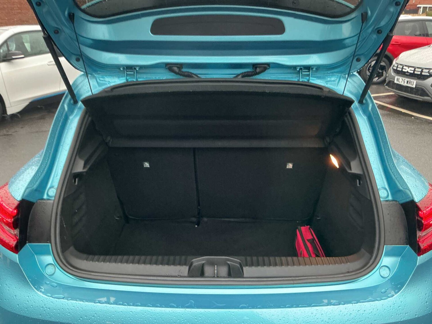 Used Renault Clio 2020 for sale - 76477317: Photo 16