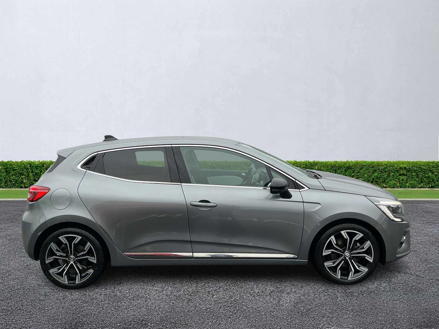 Used Renault Clio 2023 for sale - 77888678: Photo 3