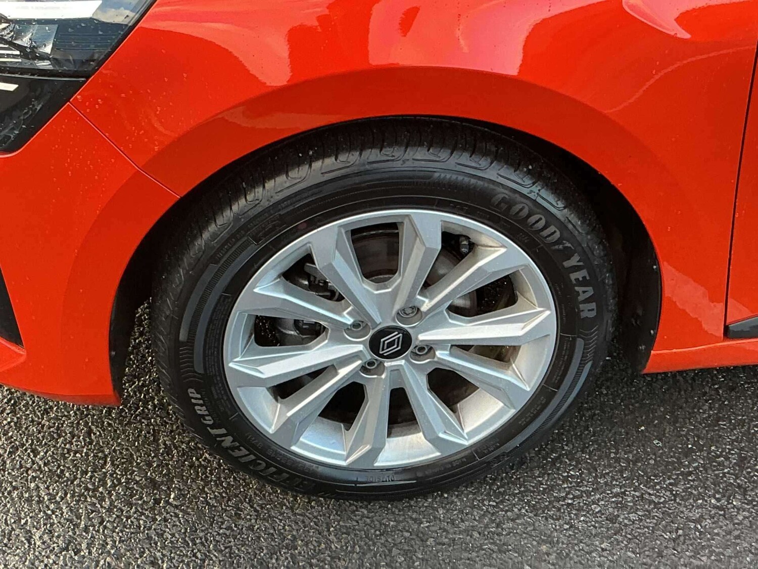 Used Renault Clio 2025 for sale - 77488782: Photo 6