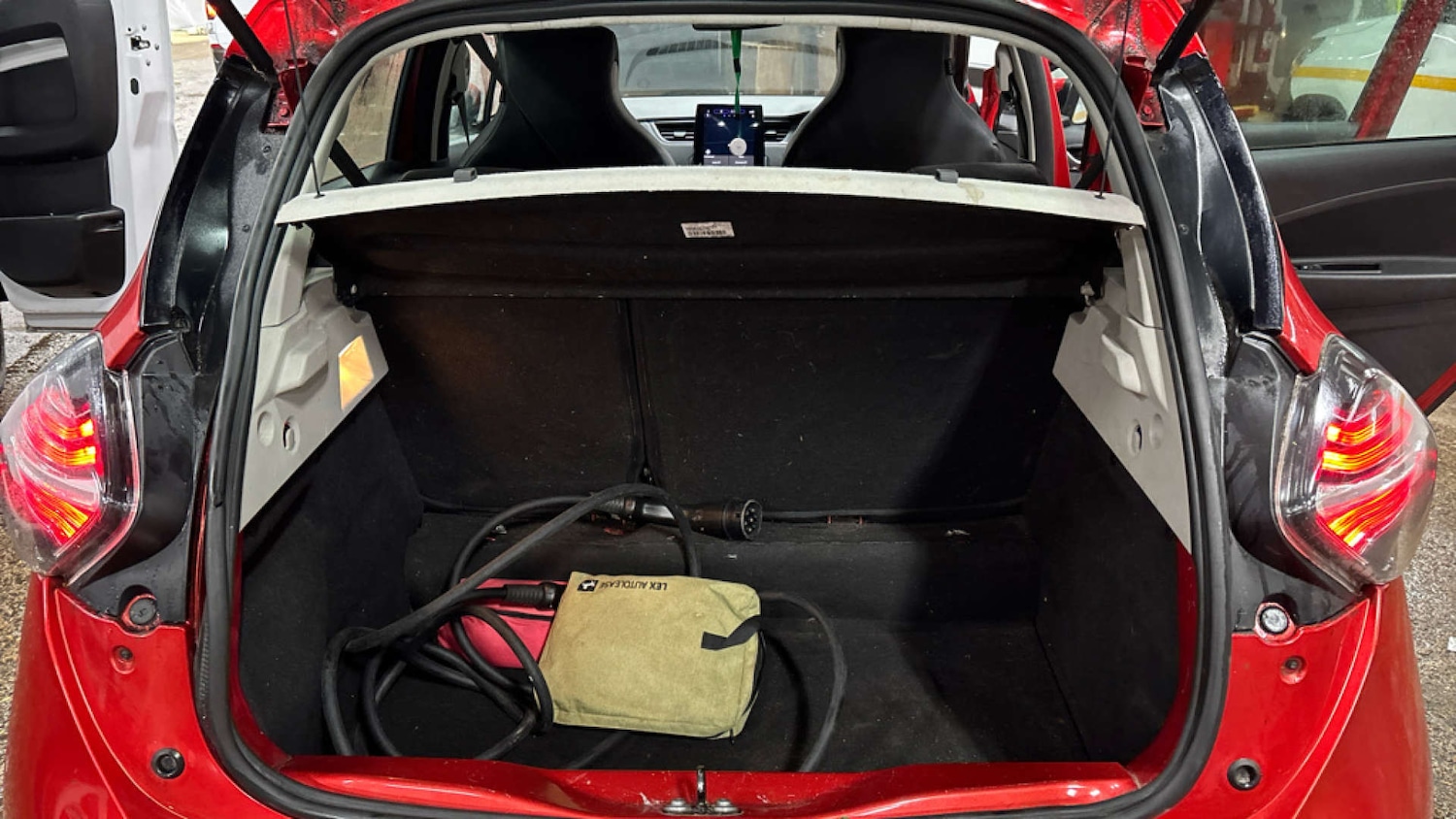 Used Renault Zoe 2020 for sale - 77303962: Photo 7