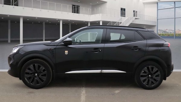 Used Peugeot 2008 2021 for sale - 76220630: Photo 6