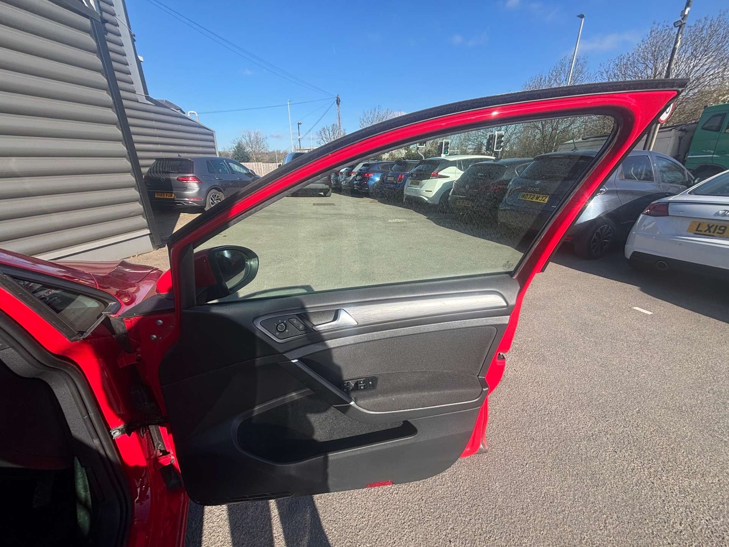 Used Volkswagen Golf 2019 for sale - 78106800: Photo 12