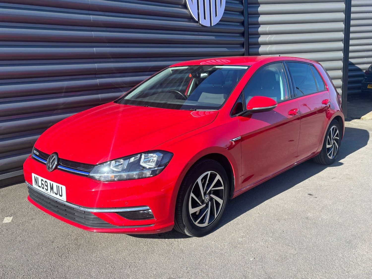 Used Volkswagen Golf 2019 for sale - 78106800: Photo 5