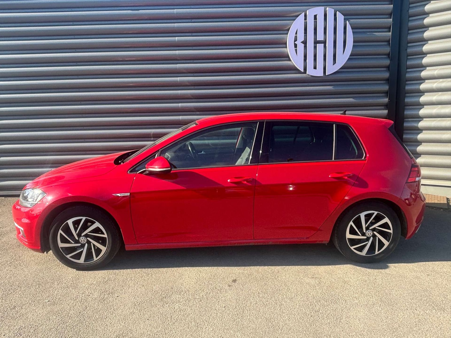 Used Volkswagen Golf 2019 for sale - 78106800: Photo 6