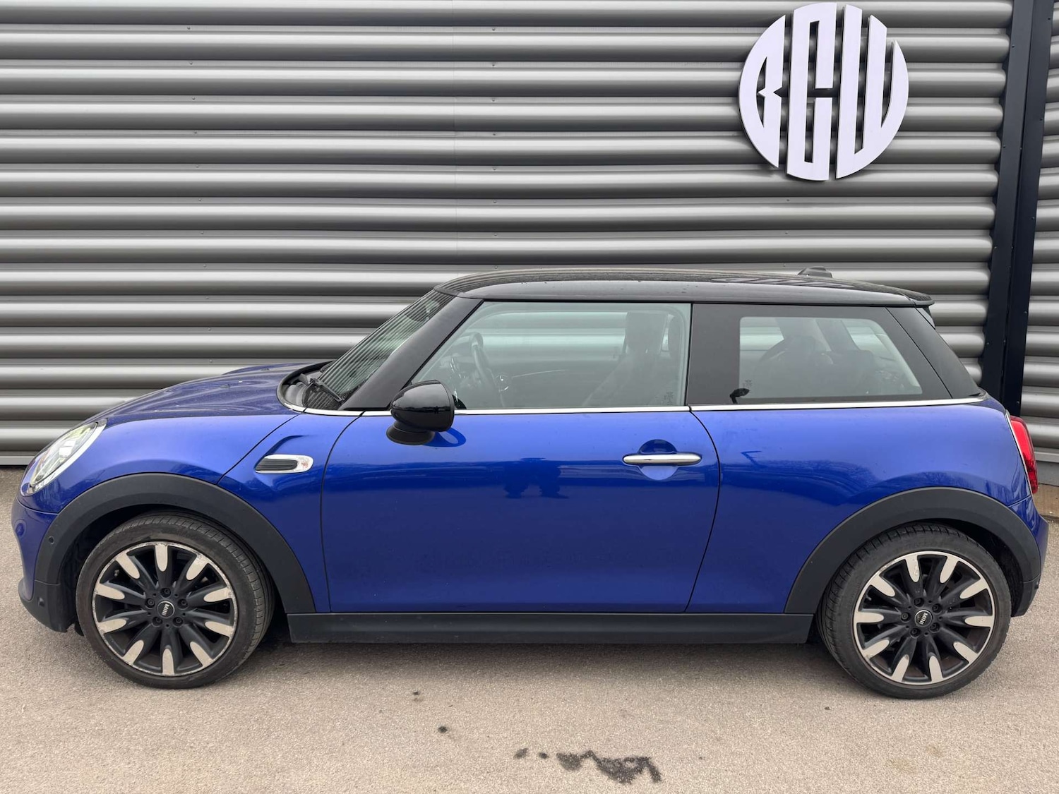Used MINI Hatch 2019 for sale - 77778181: Photo 6