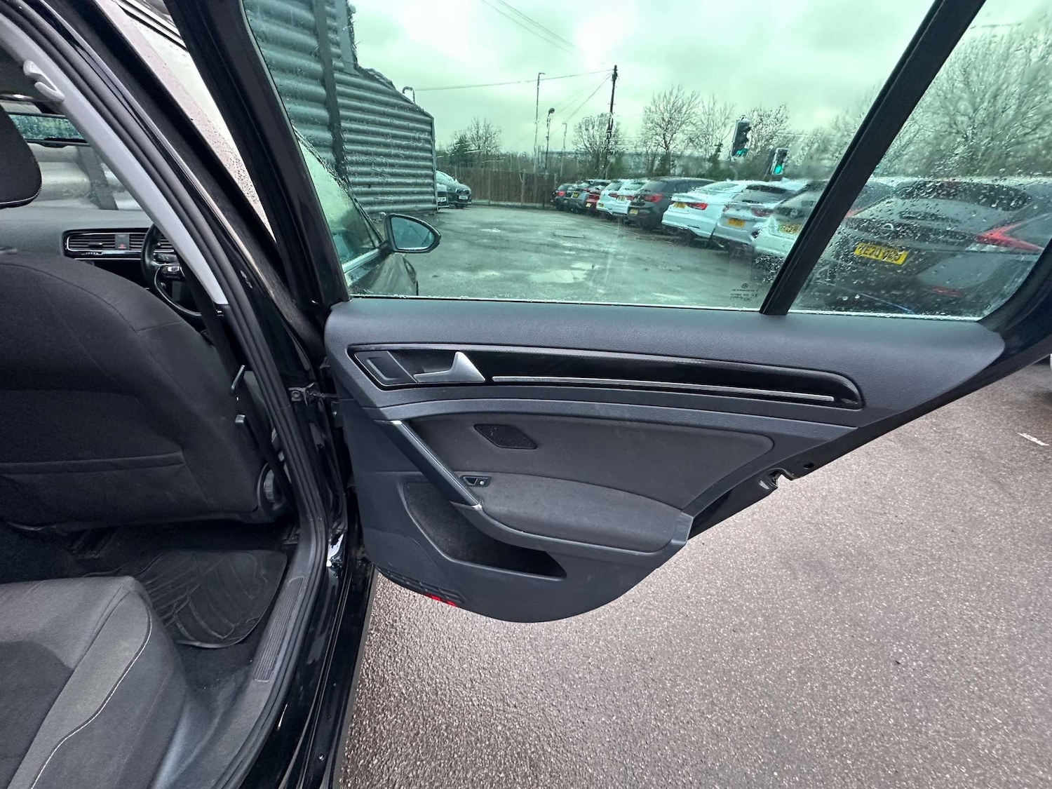 Used Volkswagen Golf 2015 for sale - 77318486: Photo 22