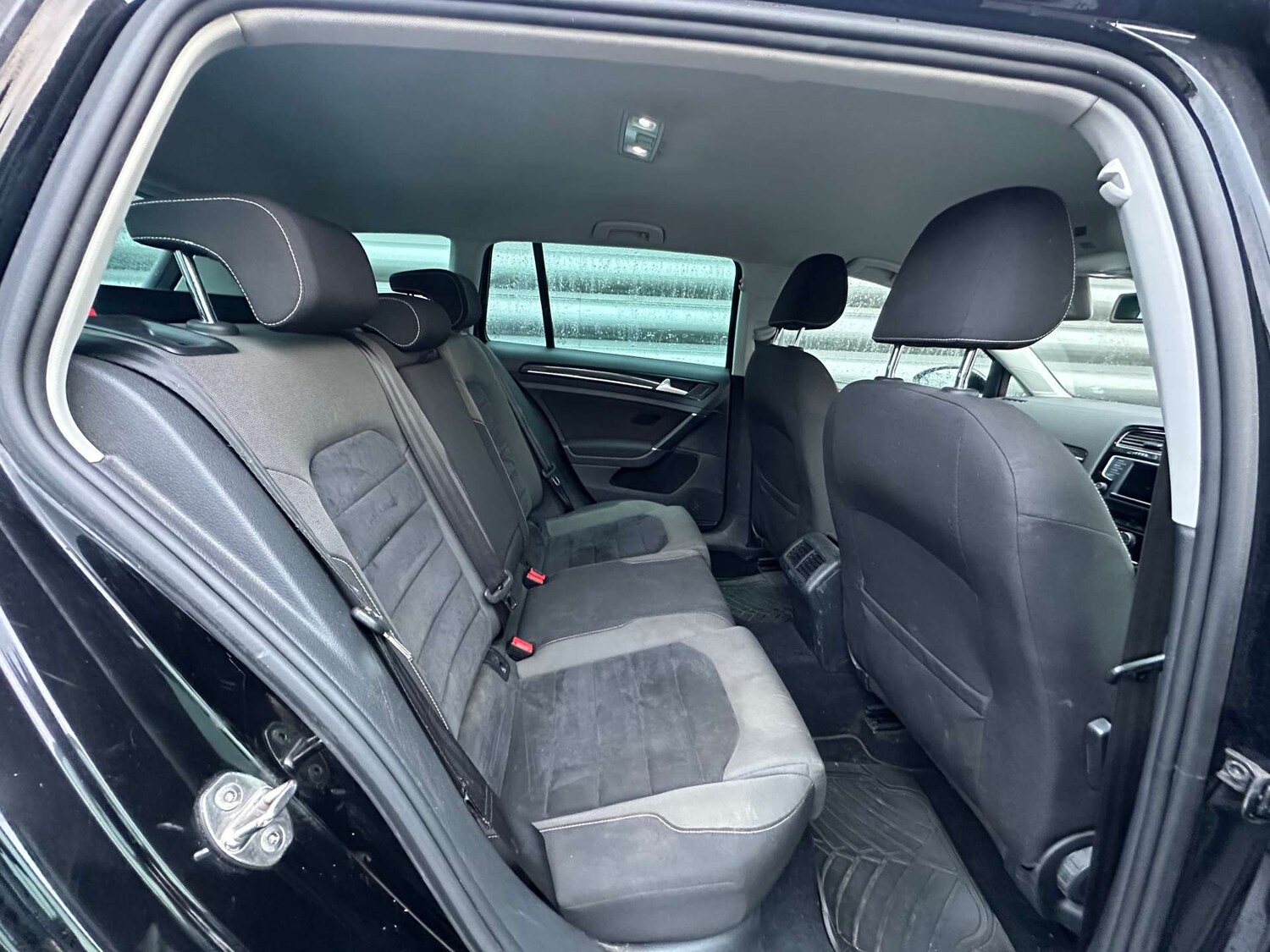 Used Volkswagen Golf 2015 for sale - 77318486: Photo 28