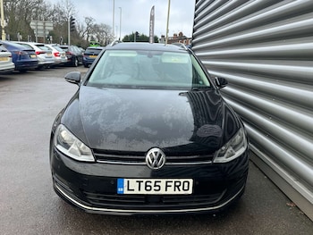 Used Volkswagen Golf 2015 for sale - 77318486: Photo