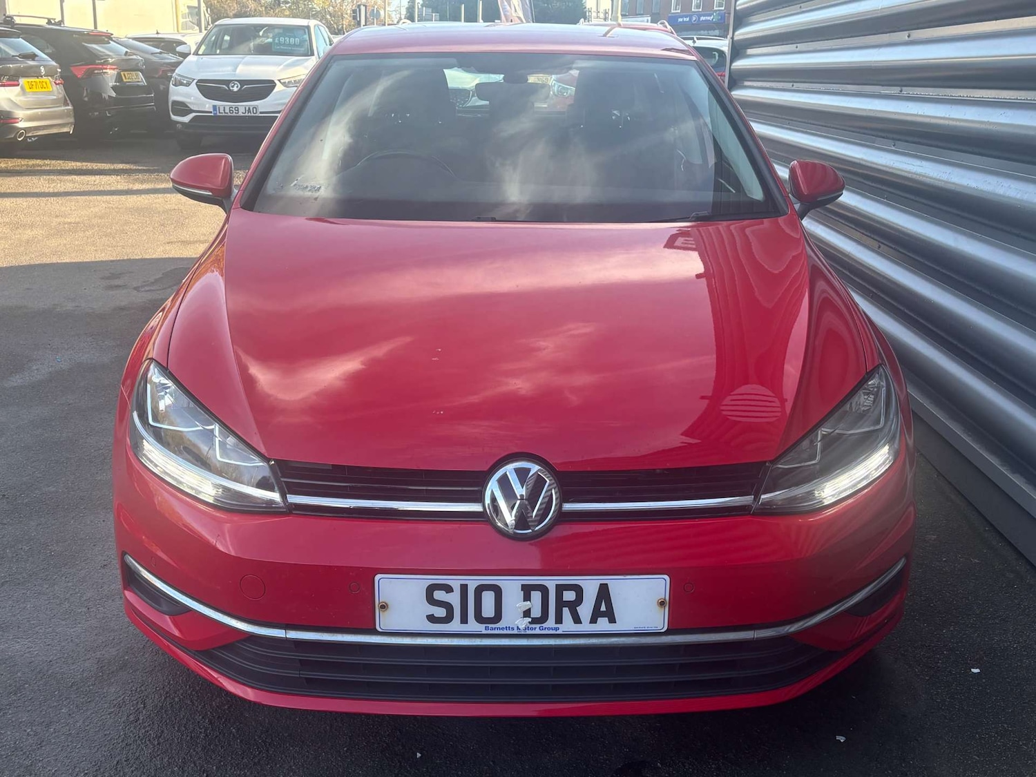 Used Volkswagen Golf 2018 for sale - 76709170: Photo 2