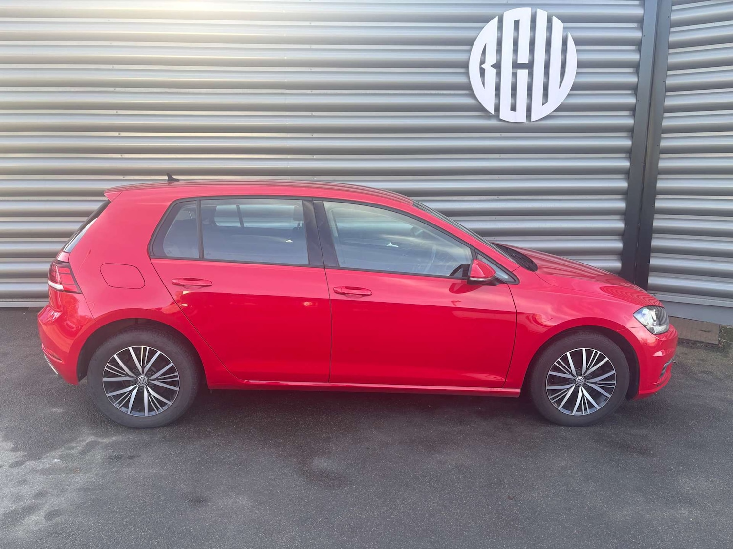 Used Volkswagen Golf 2018 for sale - 76709170: Photo 5