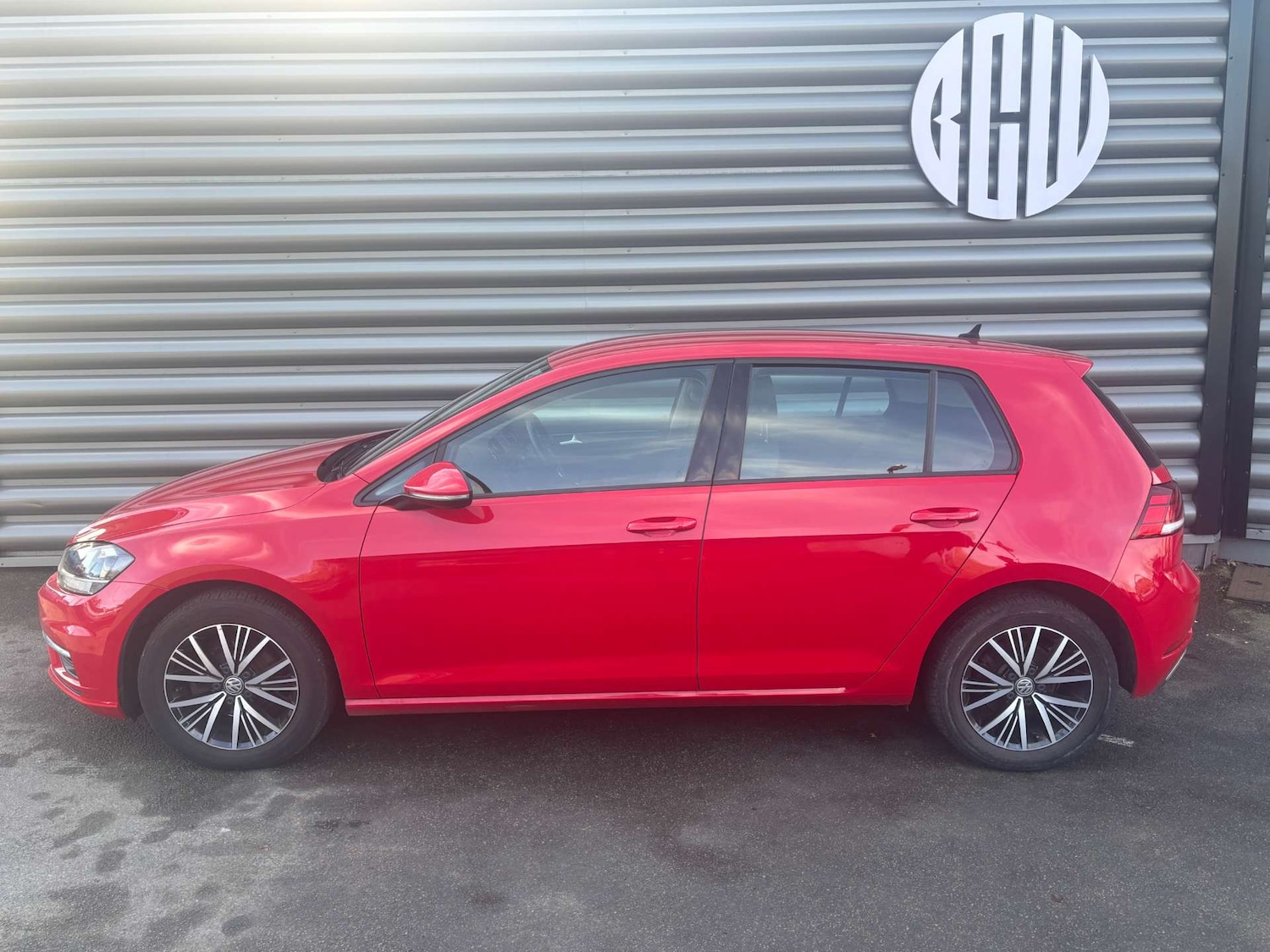 Used Volkswagen Golf 2018 for sale - 76709170: Photo 6