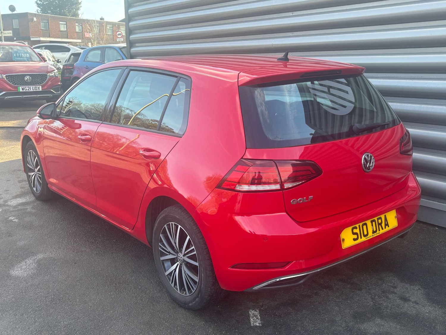 Used Volkswagen Golf 2018 for sale - 76709170: Photo 8