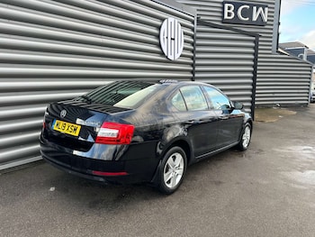 Used Skoda Octavia 2019 for sale - 77227810: Photo