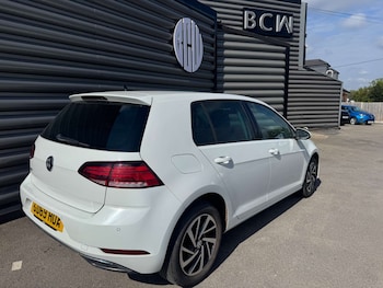 Used Volkswagen Golf 2019 for sale - 78640801: Photo