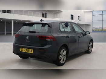 Used Volkswagen Golf 2023 for sale - 77406133: Photo