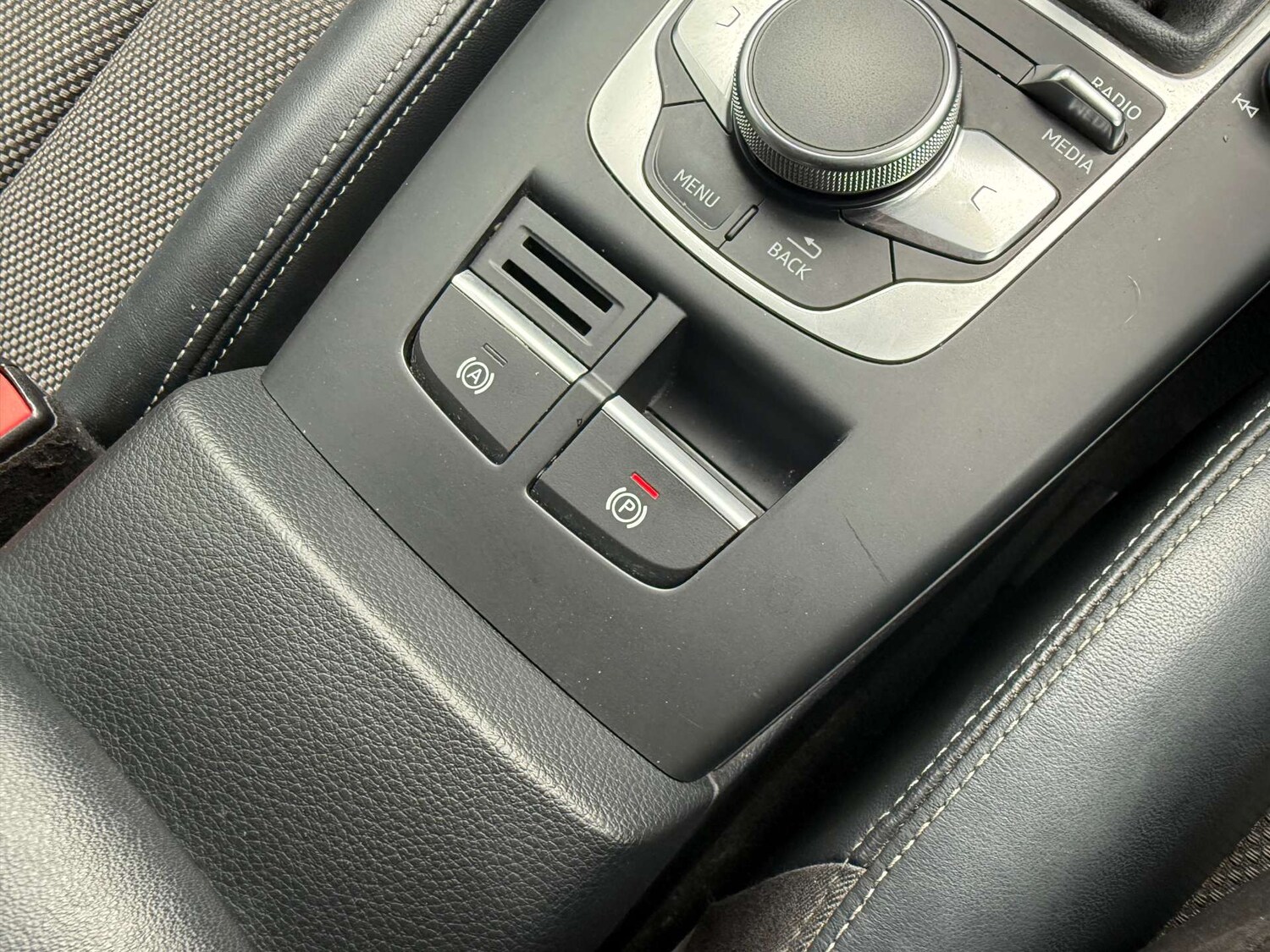 Vehicle 29