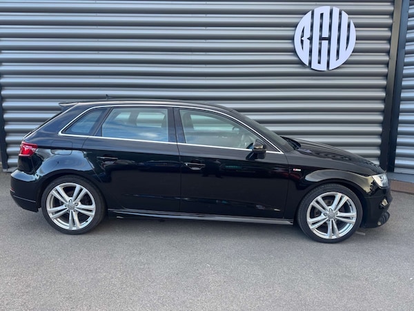 Used Audi A3 2018 for sale - 74870849: Photo 2
