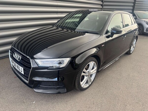 Used Audi A3 2018 for sale - 74870849: Photo 9