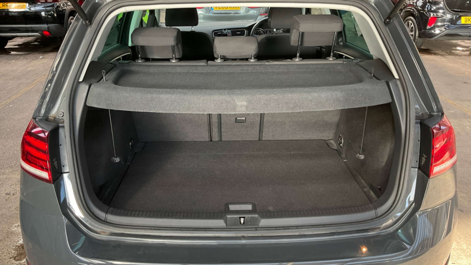 Used Volkswagen Golf 2019 for sale - 76630384: Photo 11