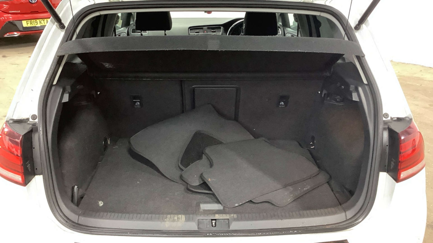 Used Volkswagen Golf 2018 for sale - 77669307: Photo 7