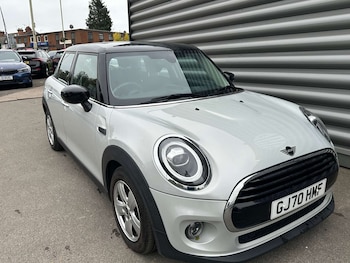Used MINI Hatch 2020 for sale - 76275300: Photo