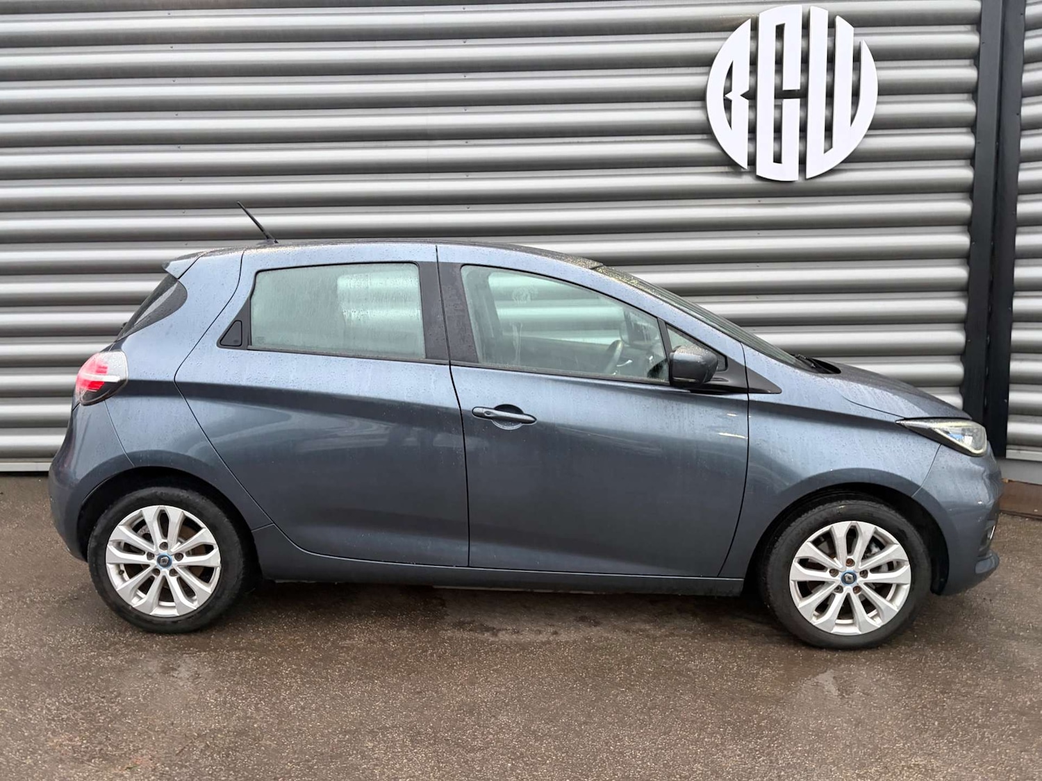 Used Renault Zoe 2020 for sale - 77643244: Photo 2