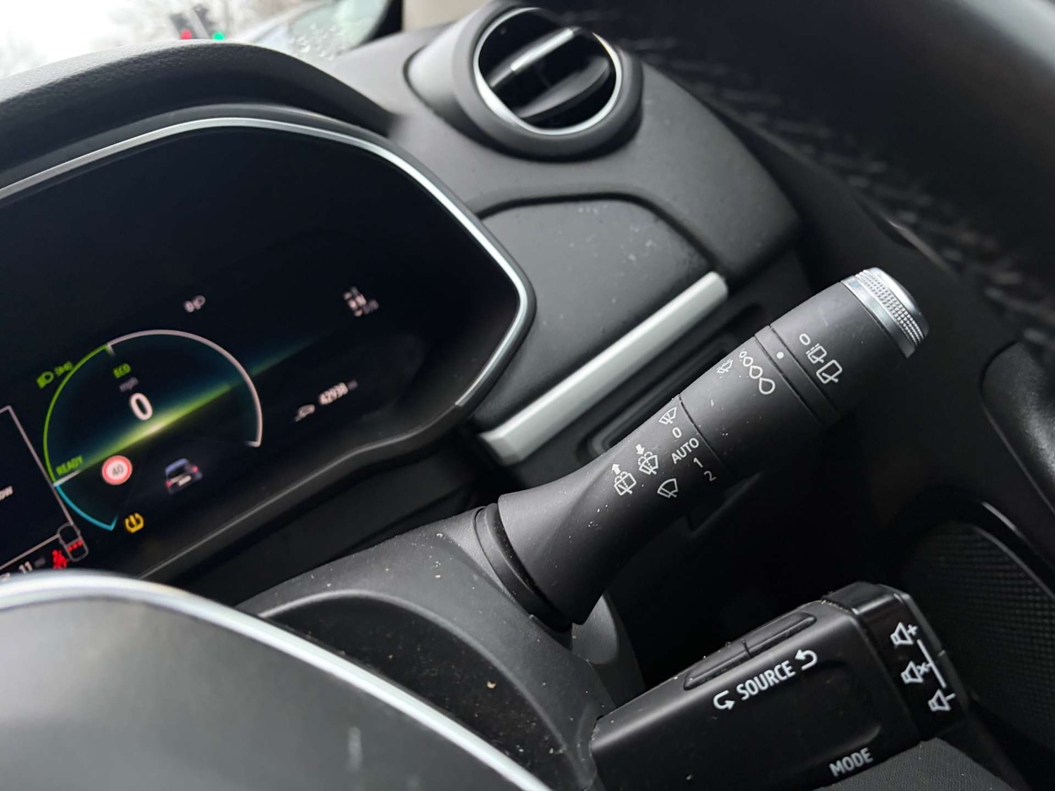 Used Renault Zoe 2020 for sale - 77643244: Photo 22