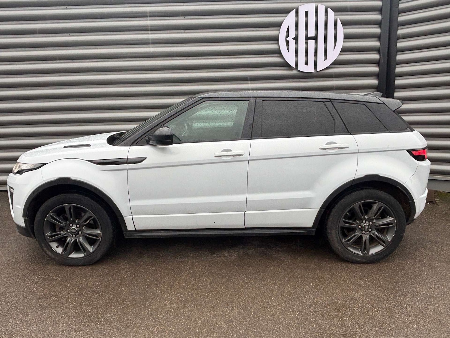 Used Land Rover Range Rover Evoque 2018 for sale - 77847545: Photo 2