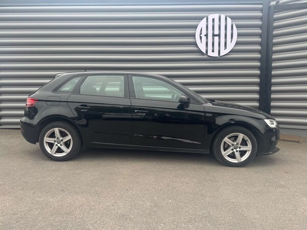 Used Audi A3 2019 for sale - 76107548: Photo 2