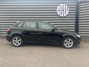 Used Audi A3 2019 for sale - 76107548: Photo 2