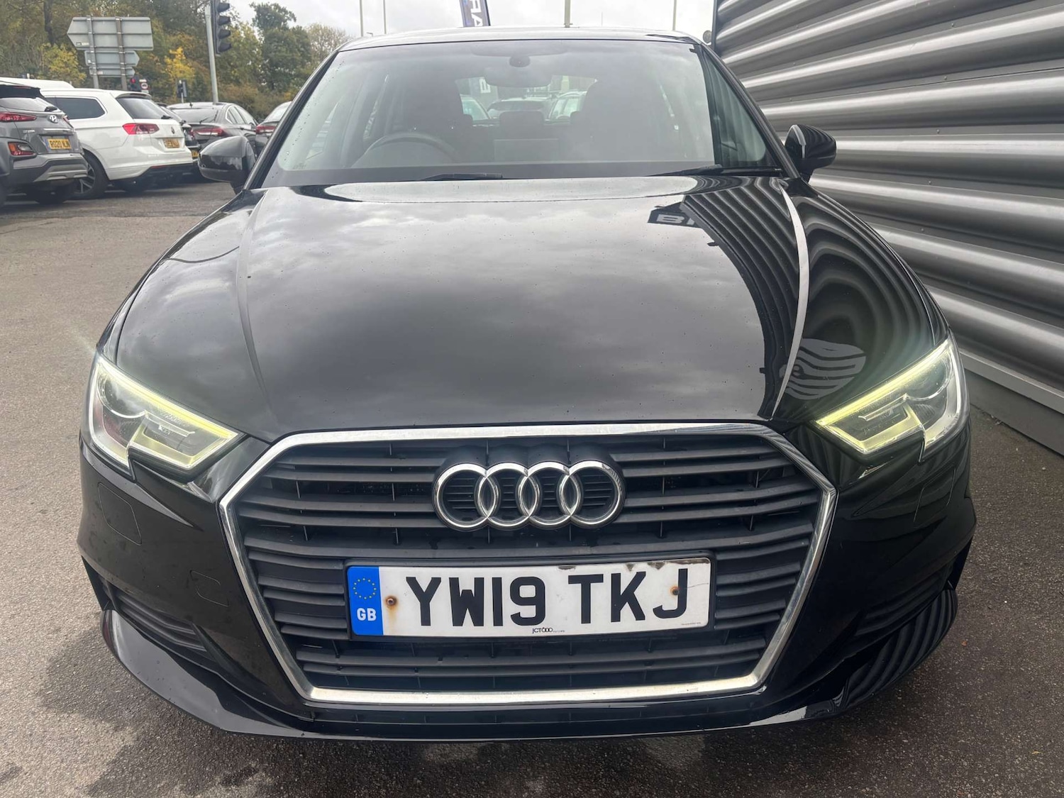 Used Audi A3 2019 for sale - 76107548: Photo 3