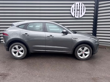 Used Jaguar E-Pace 2019 for sale - 77704059: Photo